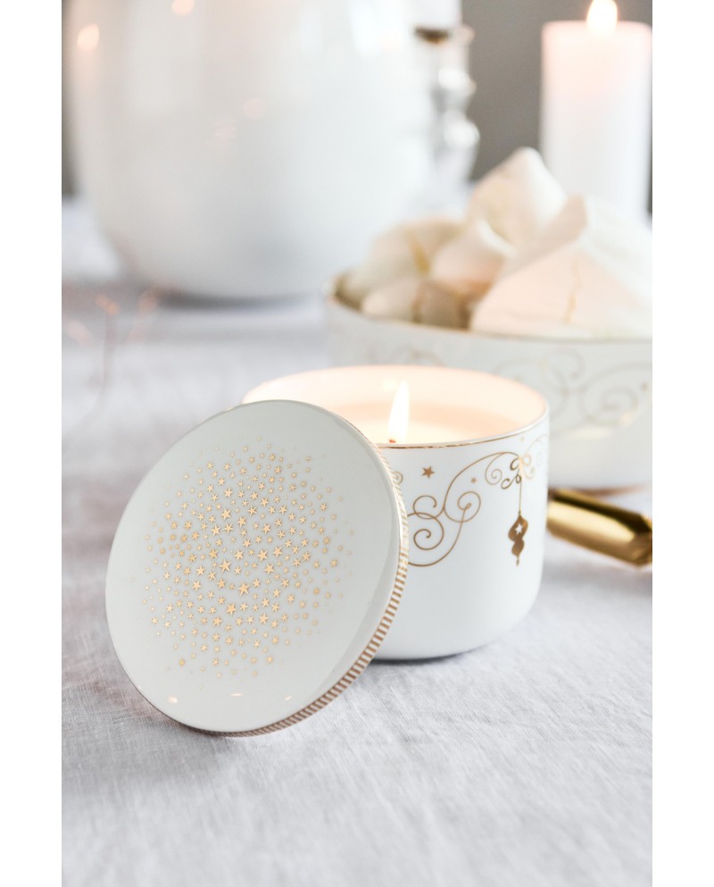 Candle Royal Winter White PIP STUDIO